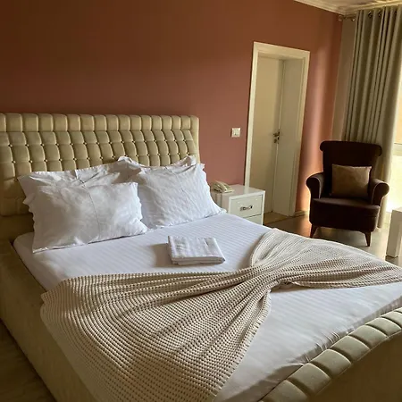 Park 1 Hotel Tirana