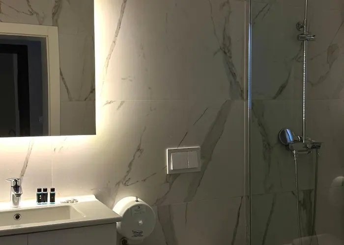 Park 1 * ティラナ